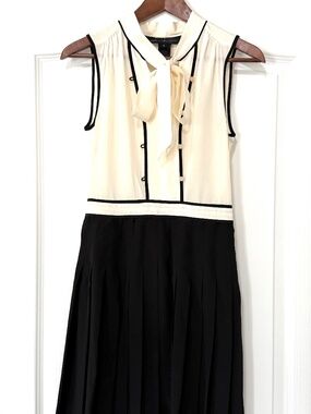 Marc by Marc Jacobs Pleated 100% Silk Dress Black Cream Size 0